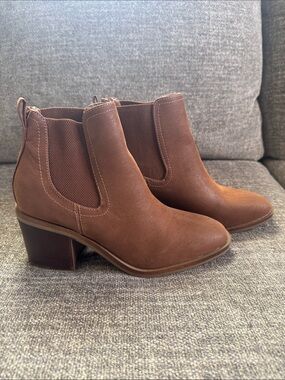 MIA Chestnut Brown Suede Ankle Booties